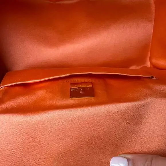 Bolso de hombro Fendi Mamma Baguette de cuero rosa ref.1597905 - - Picture 5 of 8